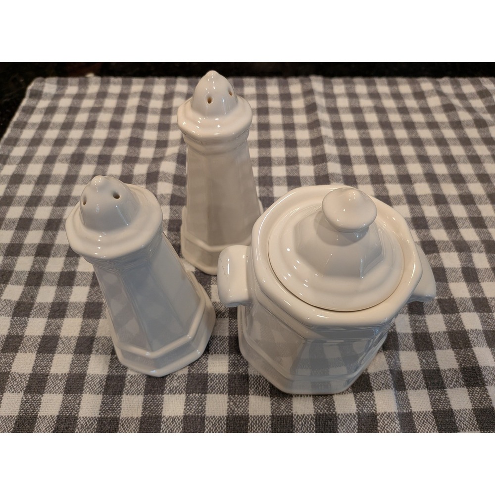 Pfaltzgraff Heritage White Salt Pepper Shakers & Sugar Bowl Set White Porcelain - Picture 2 of 12